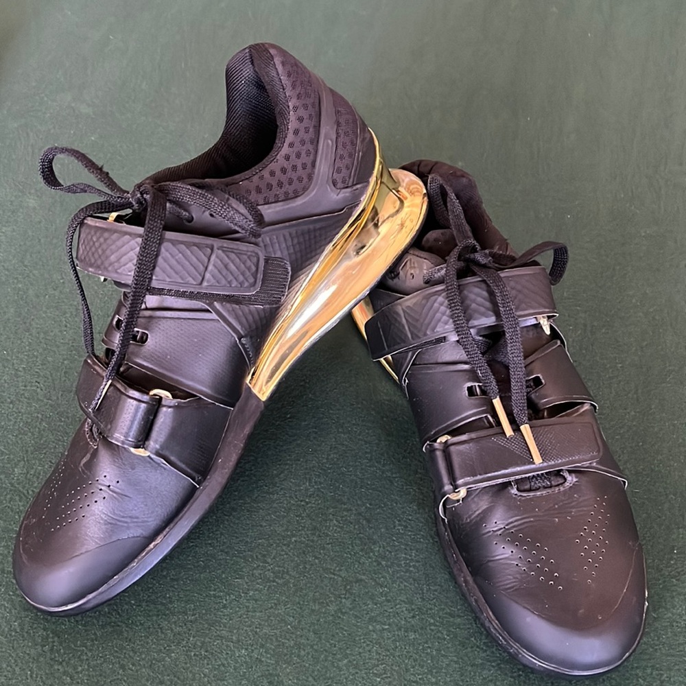 REEBOK WEIGHTLIFTING SHOES